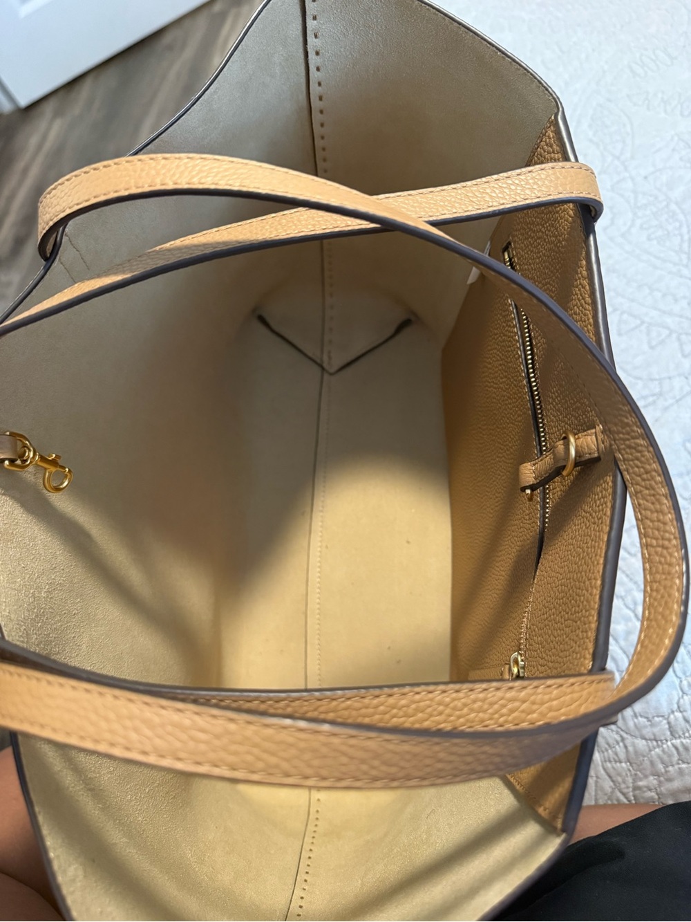 Tory Burch McGraw Tote Tiramisu - Picture 6 of 6
